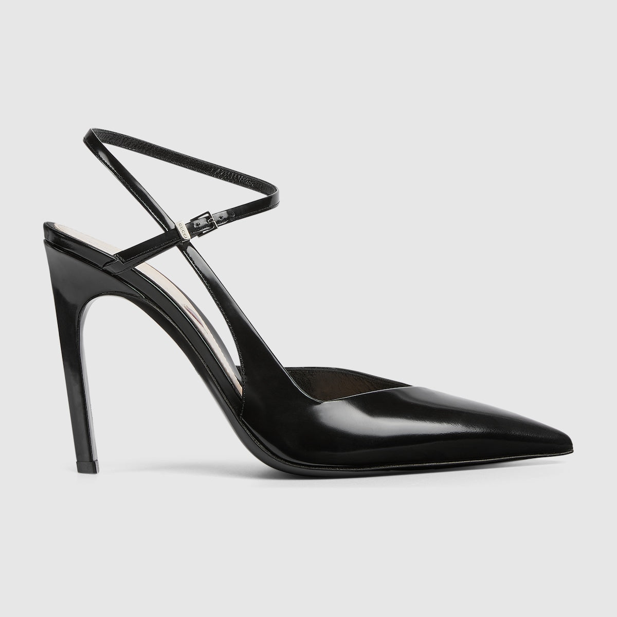 High-heeled pump