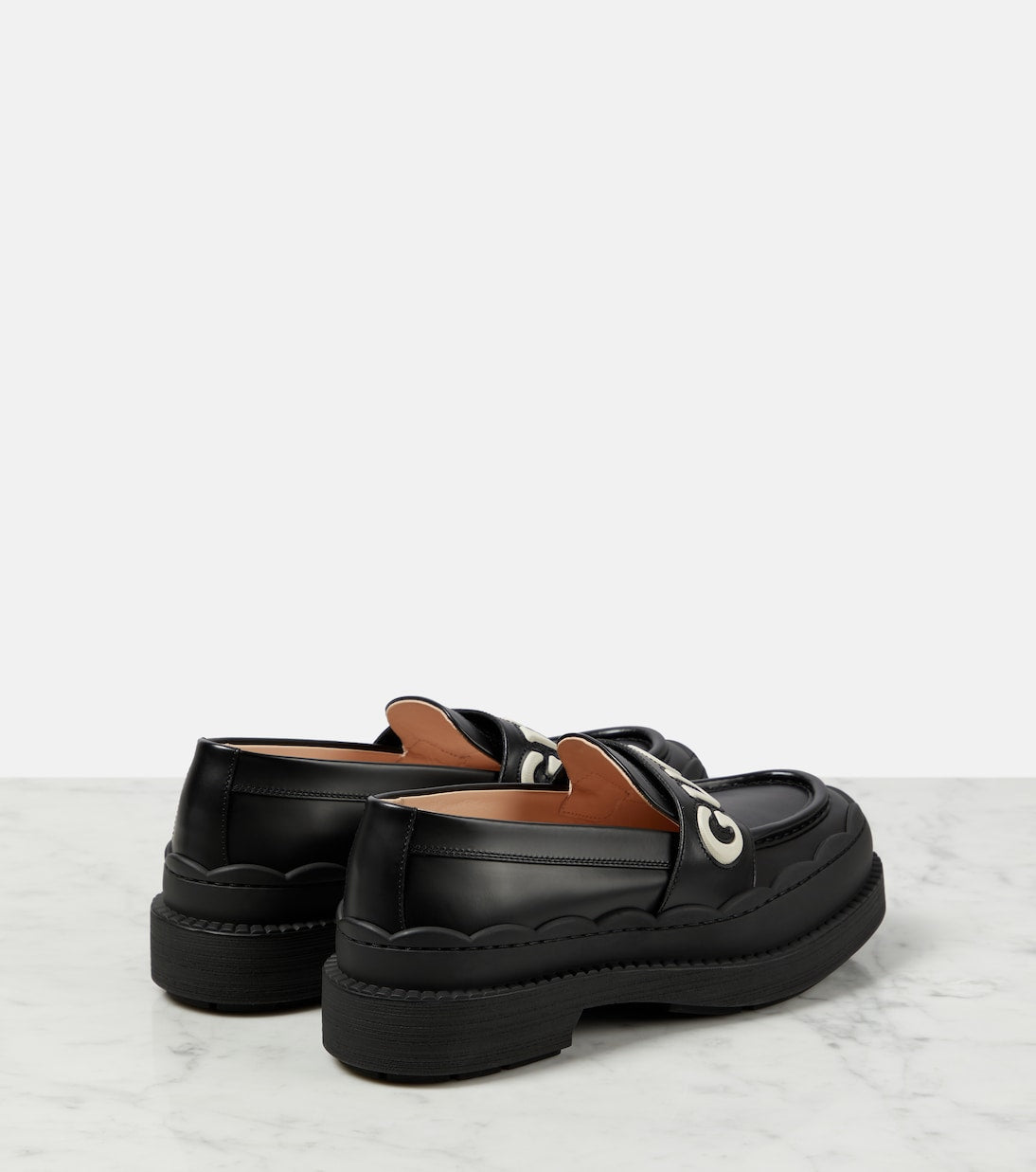 GUCCI Logo leather loafers