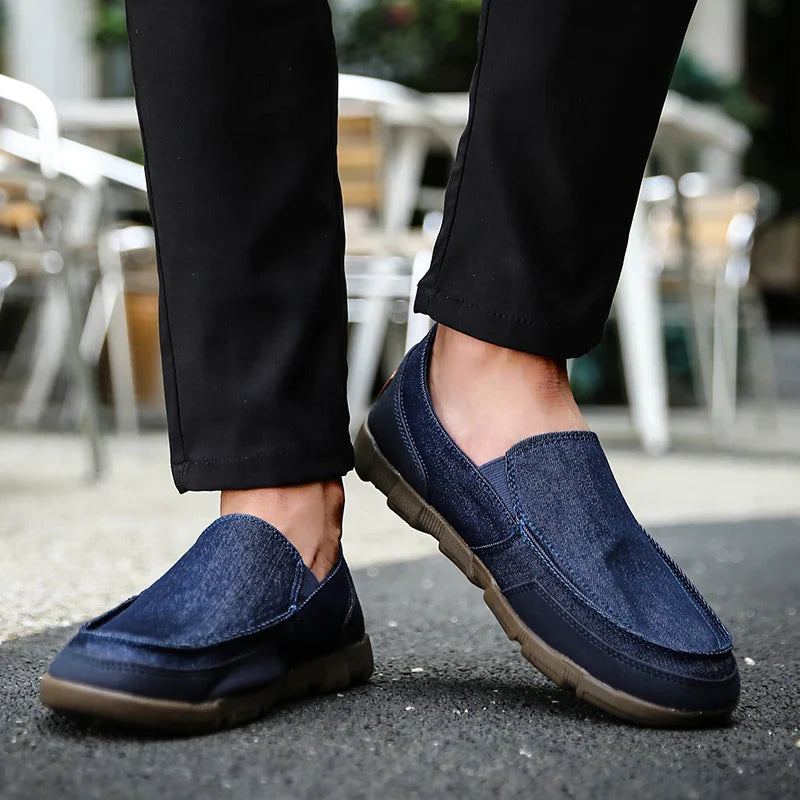 VERMILLON CANVAS SLIP-ON LOAFER