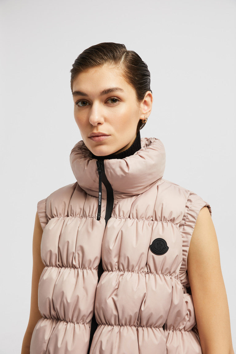 Apriate Down Vest