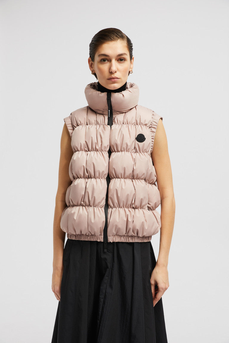 Apriate Down Vest